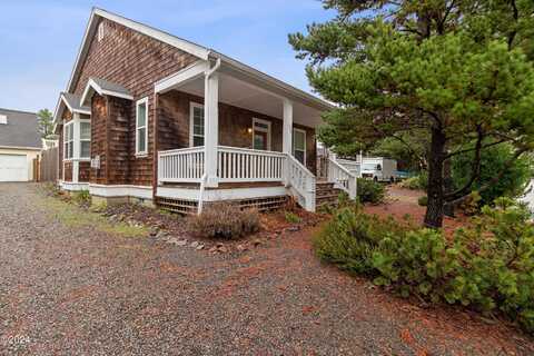 185 Oceanview, Depoe Bay, OR 97341