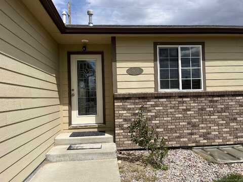 802 18TH ST, Wheatland, WY 82201