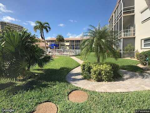 Diana, HALLANDALE BEACH, FL 33009