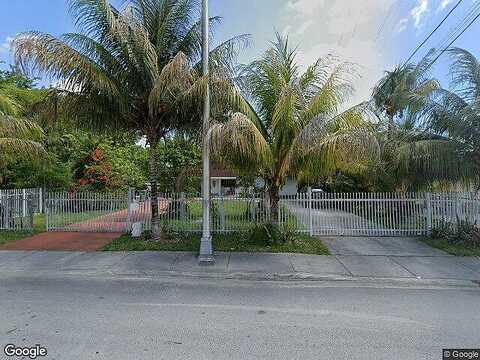 16Th, HIALEAH, FL 33010