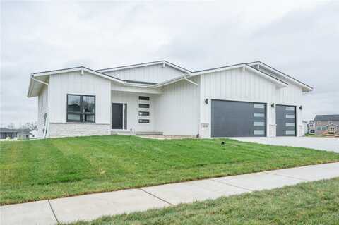 5028 152nd Street, Urbandale, IA 50323