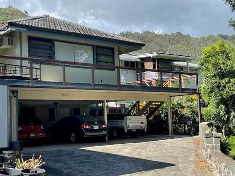 2662 Namauu Drive, Honolulu, HI 96817