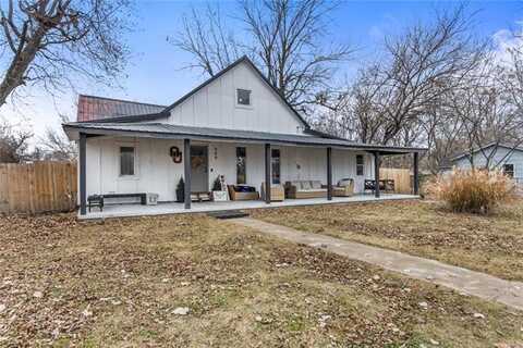 408 W Hickory Avenue, Fort Gibson, OK 74434