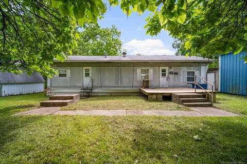 912 S Freeman Avenue, Hominy, OK 74035