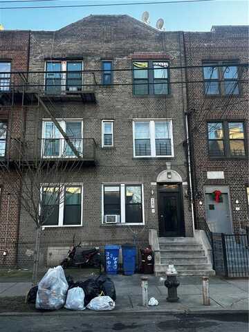 590 Maple Street, Brooklyn, NY 11203