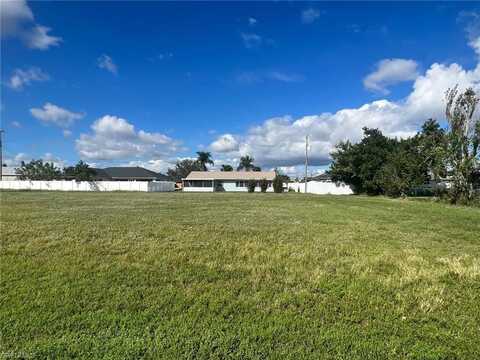 1627 SE 20th, CAPE CORAL, FL 33990