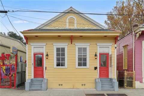 3065 CHARTRES Street, New Orleans, LA 70117