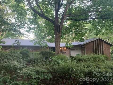 101 LAKEMONT Drive, Flat Rock, NC 28731