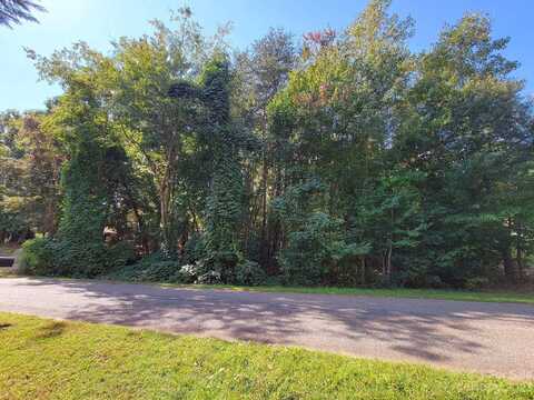 Executive Circle, Denver, NC 28037