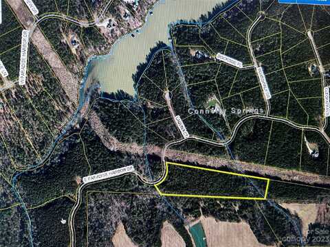 2030 E Paradise Harbor Drive E, Connelly Springs, NC 28612