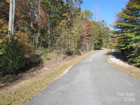 000 Trail Ridge Drive, Marion, NC 28752