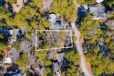 125 Willow Road, Pine Knoll Shores, NC 28512