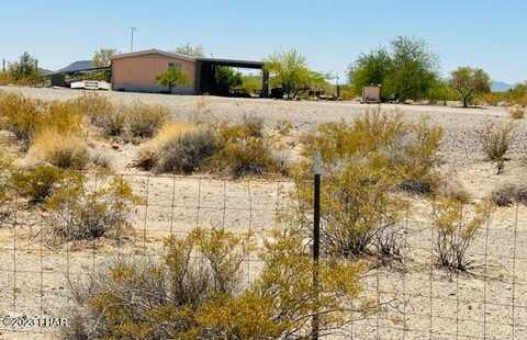 54648 68 1/2 St, Salome, AZ 85348