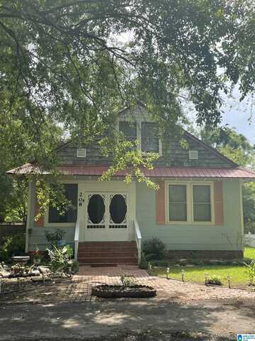 208 PINE STREET, SYLACAUGA, AL 35150