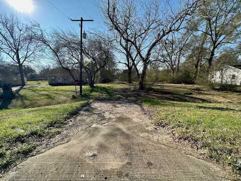 6795 Highway 105, Beaumont, TX 77713