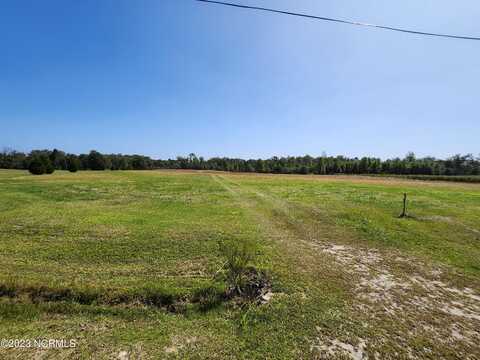 240 Deppe Farm Road, Maysville, NC 28555