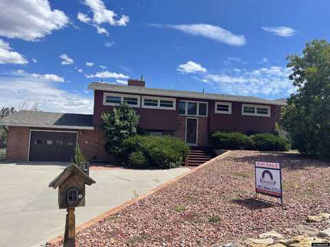 121 Cedar Ridge Drive, Thermopolis, WY 82443