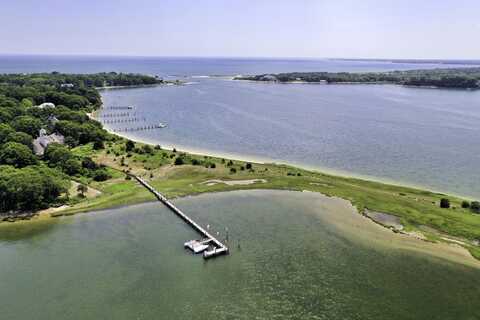 255 Bayberry Way, Osterville, MA 02655