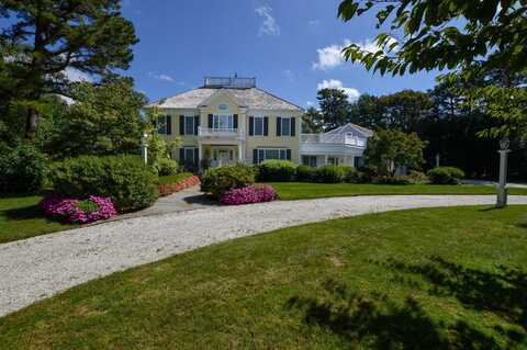 431 Baxters Neck Road, Marstons Mills, MA 02648