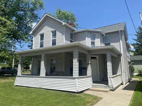 226 W Union St, Athens, OH 45701