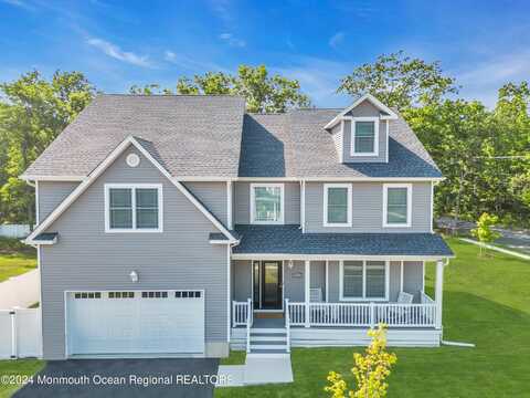 15 Sander Way, Bayville, NJ 08721