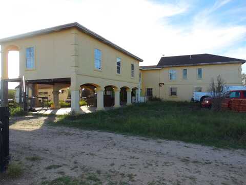 457 Ranch Rd 7150G, Laredo, TX 78043