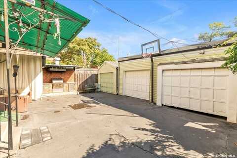 87-15 92nd Street, Woodhaven, NY 11421