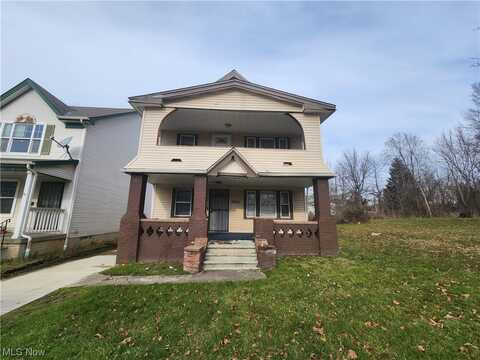 10401 Mount Auburn, Cleveland, OH 44104