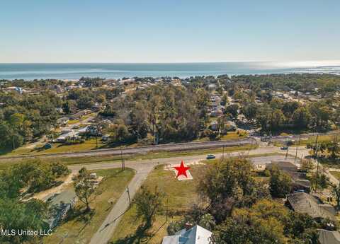 642 W Railroad Street, Long Beach, MS 39560