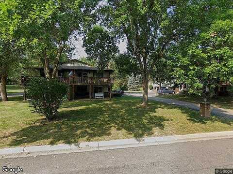 Cavell, MINNEAPOLIS, MN 55438