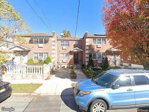 197Th, SAINT ALBANS, NY 11412