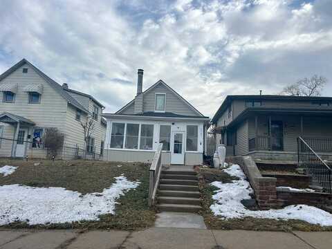 11Th, OMAHA, NE 68108