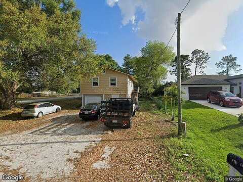 6Th, LEHIGH ACRES, FL 33976