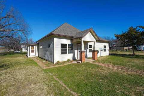 100 Hereford Ave, Indiahoma, OK 73552