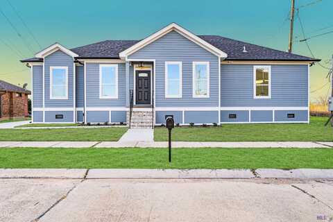 604 DARYL DR, Chalmette, LA 70043