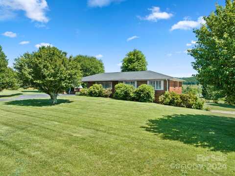 505 Enka Lake Road, Candler, NC 28715