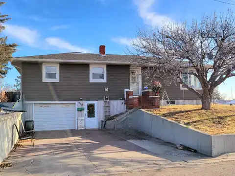 710 6th Street, Eureka, SD 57437