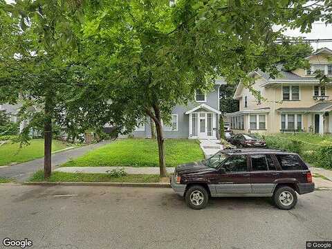 Weequahic Ave, NEWARK, NJ 07112