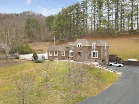 276 Brandy Keg Estates, Prestonsburg, KY 41653