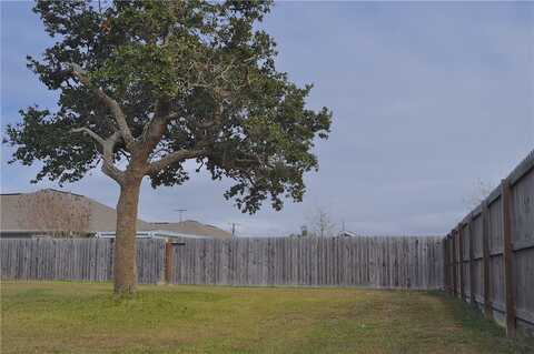 207 Seaside, Rockport, TX 78382