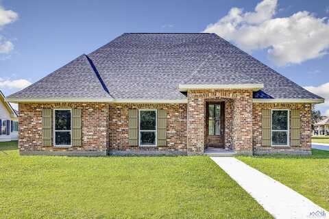 298 Grand Lakes Dr, Thibodaux, LA 70301