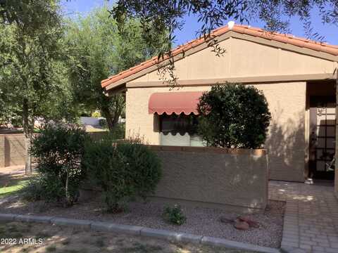 6465 N 77th Place, Scottsdale, AZ 85250