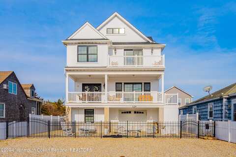 124 22nd Avenue, Seaside Park, NJ 08752