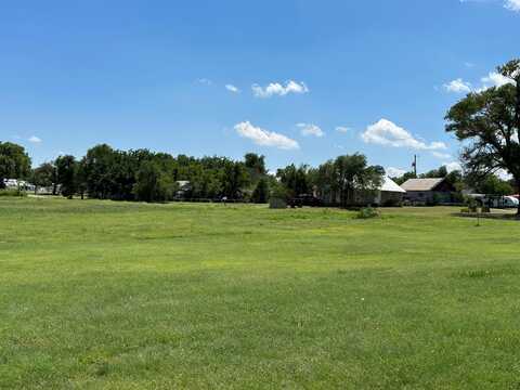 700 N Texas Street, Shamrock, TX 79079