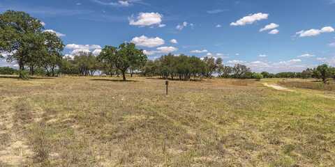 537 Wimberley Trail, Fredericksburg, TX 78624