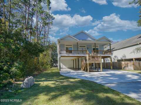 335 NE 41st Street, Oak Island, NC 28465