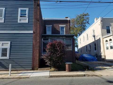 Clifton Ave, Collingdale, PA 19023