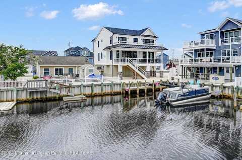 104 Lawrence Drive, Beach Haven West, NJ 08050