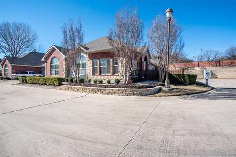 3417 Holly Bend Drive, Fort Worth, TX 76116