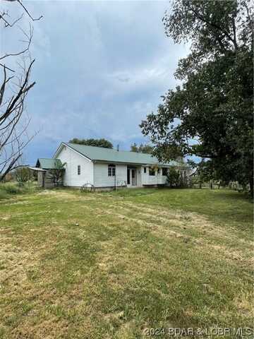 1883 State Road O, Macks Creek, MO 65786